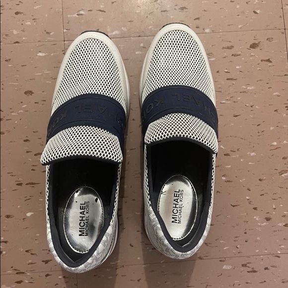 Micheal Kors Felix Scuba and Leather Trainer - Picture 3 of 3